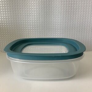 Rubbermaid Premier Square Food Storage Container 9 Cups 7J685 w/ Blue Lid
